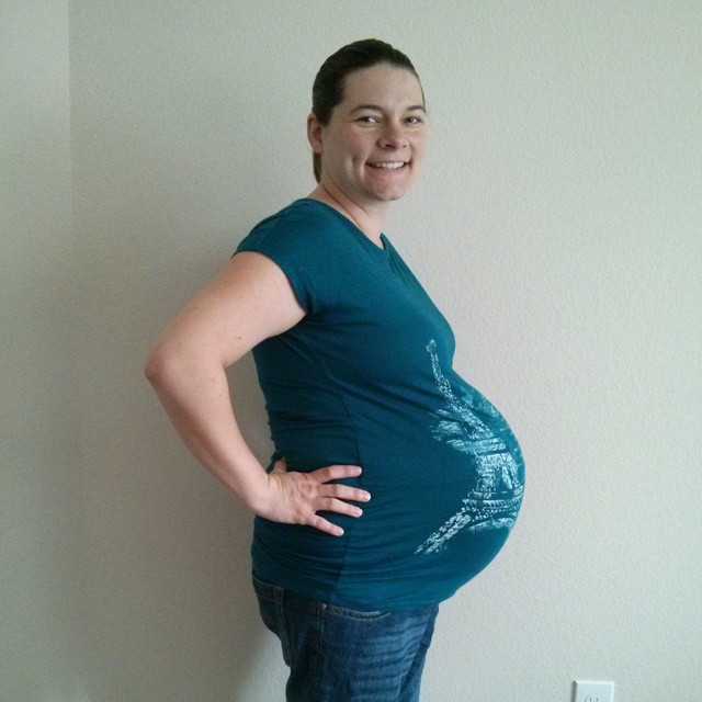 Jenn 37 weeks pregnant JennsRAQ