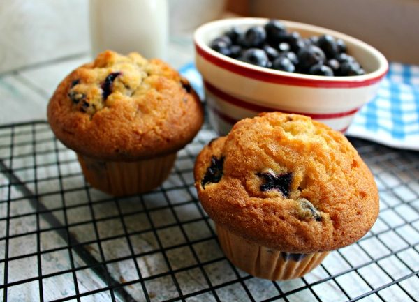 Old Fashioned Blueberry Muffins