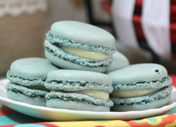 Blueberry Macarons with Vanilla Filling