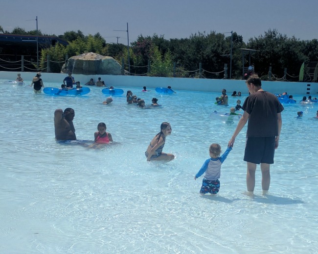 Hawaiian Falls Roanoke for Family Fun - My whole family loved floating and swimming with the waves