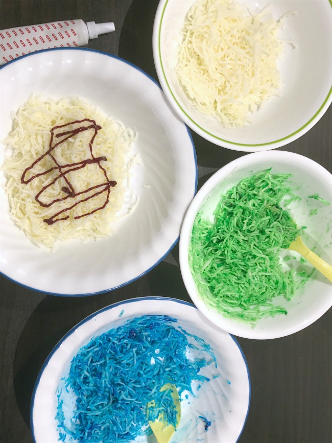 Easy Cheesy Rainbow Pizza mix colors into cheese