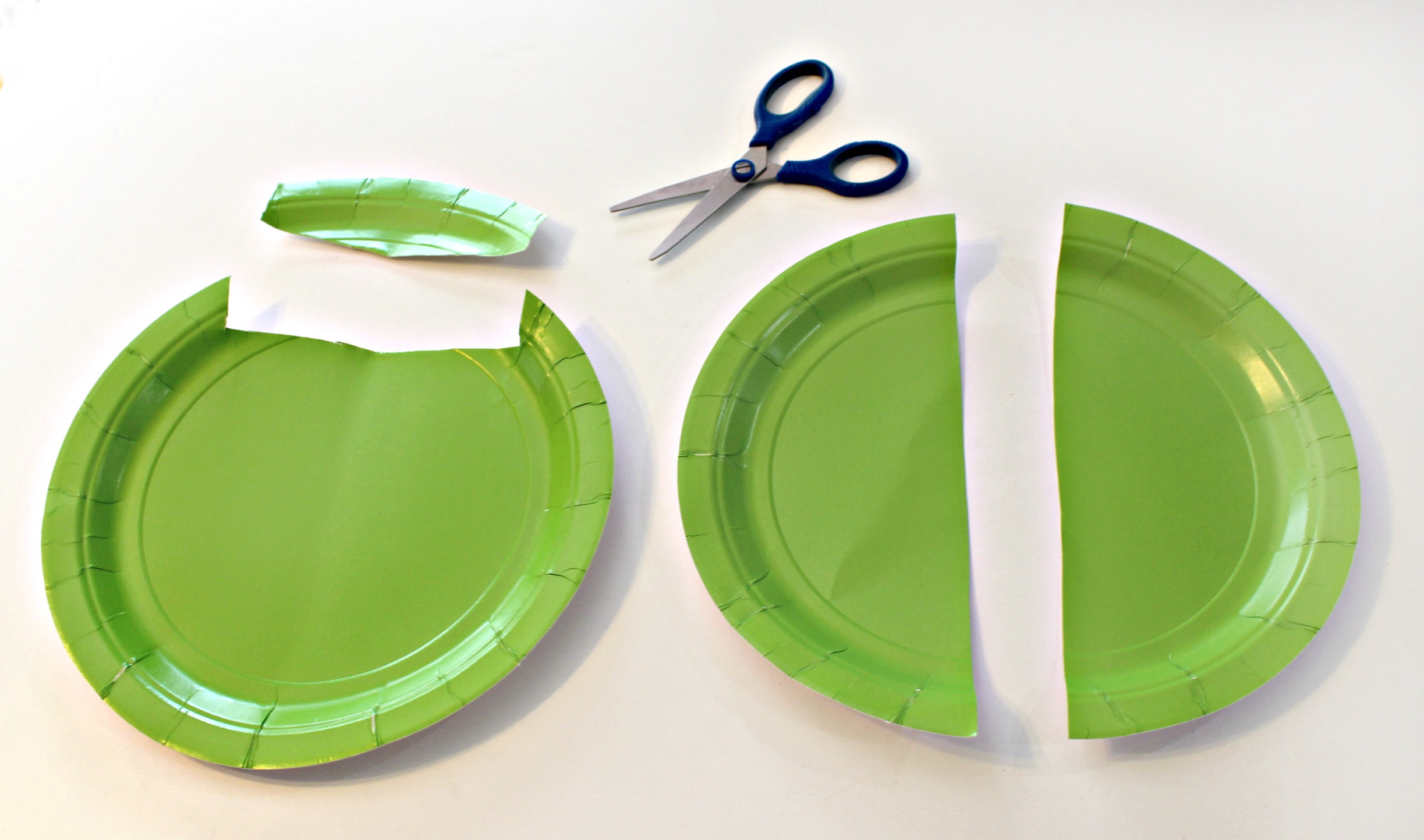 Owl Paper Plate Craft - Cutting the plate