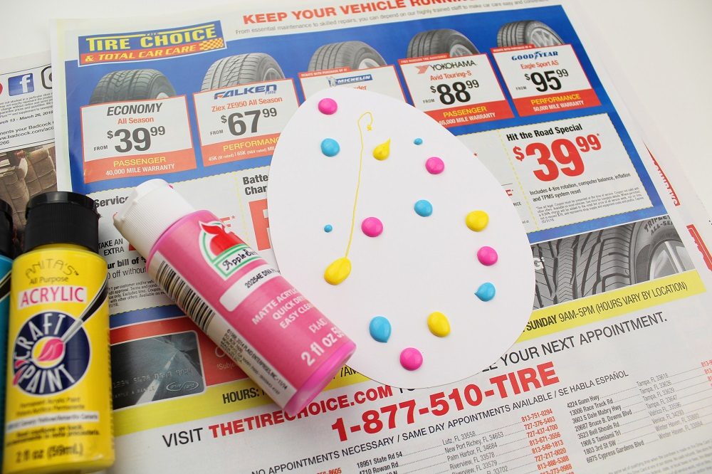 Paint Scrape Craft - Easter Eggs Paint Droplets with Acrylic Paint